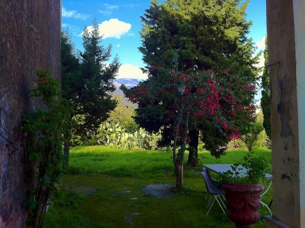 Villa Bonaccorso - Antica E Maestosa Villa Con Piscina Ai Piedi Dell'Etna Виагранде Экстерьер фото